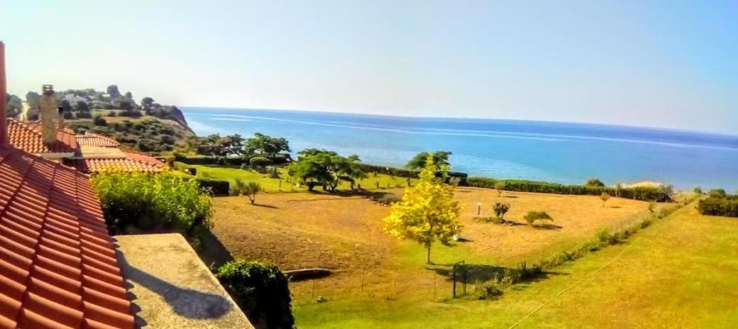 Maronia Villa Bagian luar foto